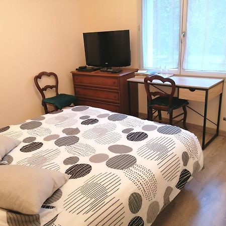 Chambre et table d'hôtes La Meule Poligny  Extérieur photo