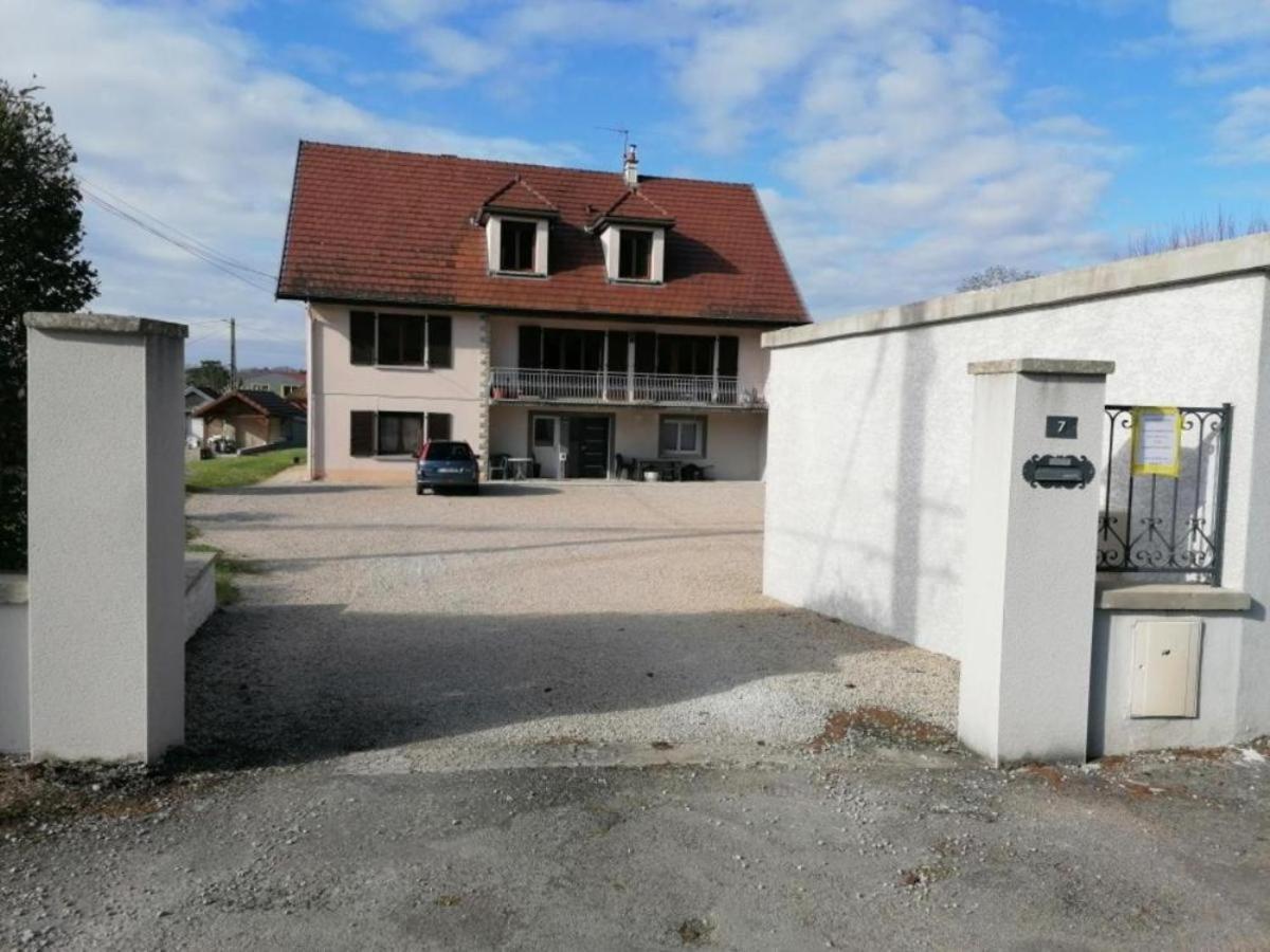 Chambre et table d'hôtes La Meule Poligny  Extérieur photo